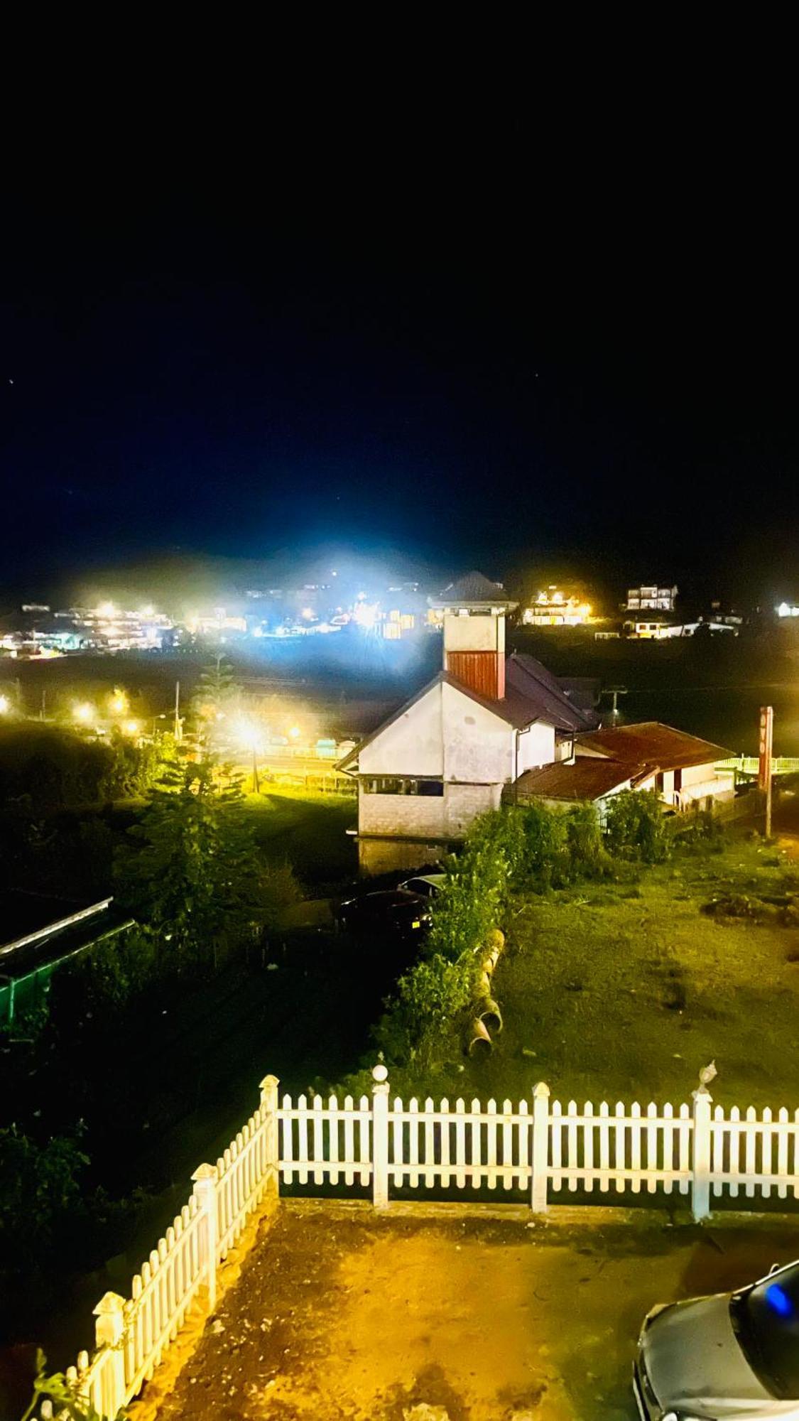 Maha Royal Hotel ヌワラ・エリヤ エクステリア 写真
